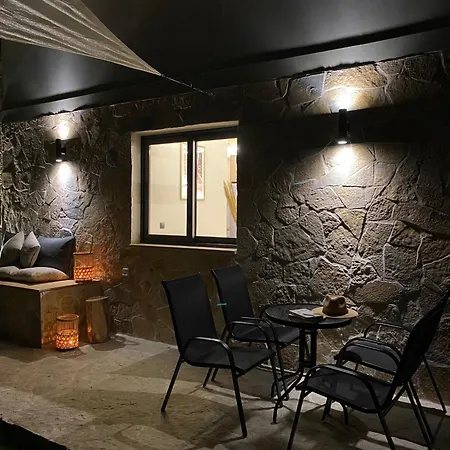 Olive Tree Apartment *